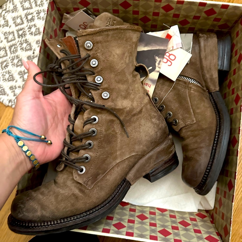 A.S.98 The Saunder Boot, Size 38